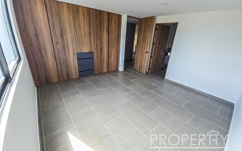 VENTA DE CASA EN LOMAS DE ANGELÓPOLIS