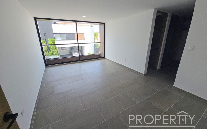 VENTA DE CASA EN LOMAS DE ANGELÓPOLIS