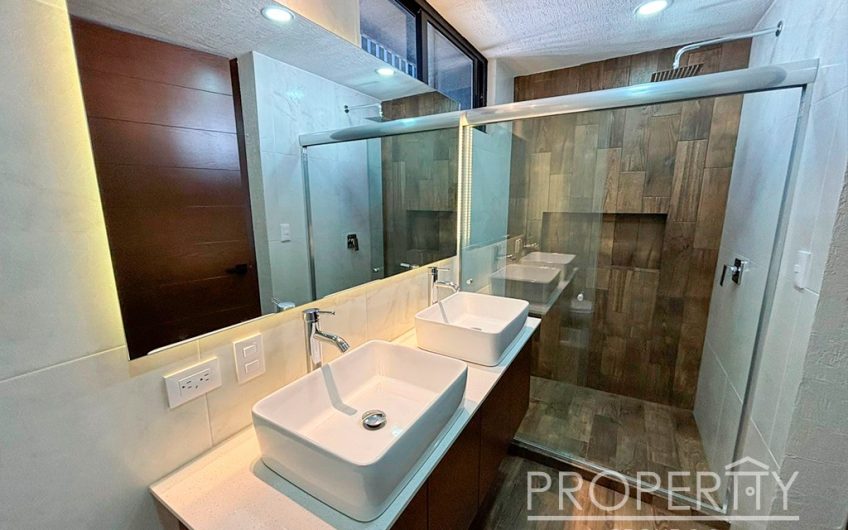 VENTA DE CASA EN LOMAS DE ANGELÓPOLIS