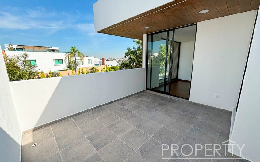 VENTA DE CASA EN LOMAS DE ANGELÓPOLIS