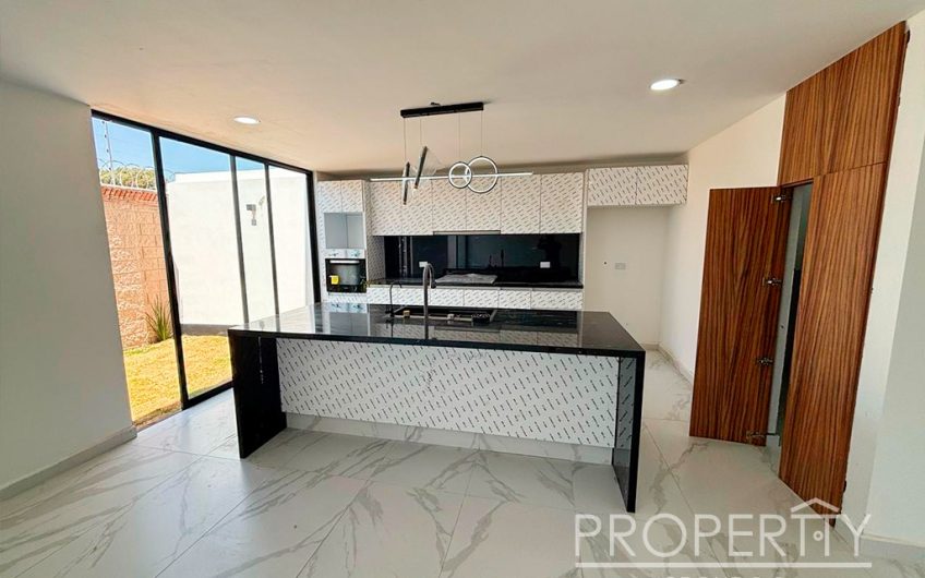 VENTA DE CASA EN LOMAS DE ANGELÓPOLIS