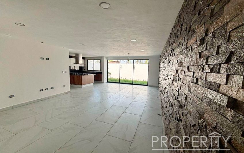 VENTA DE CASA EN LOMAS DE ANGELÓPOLIS