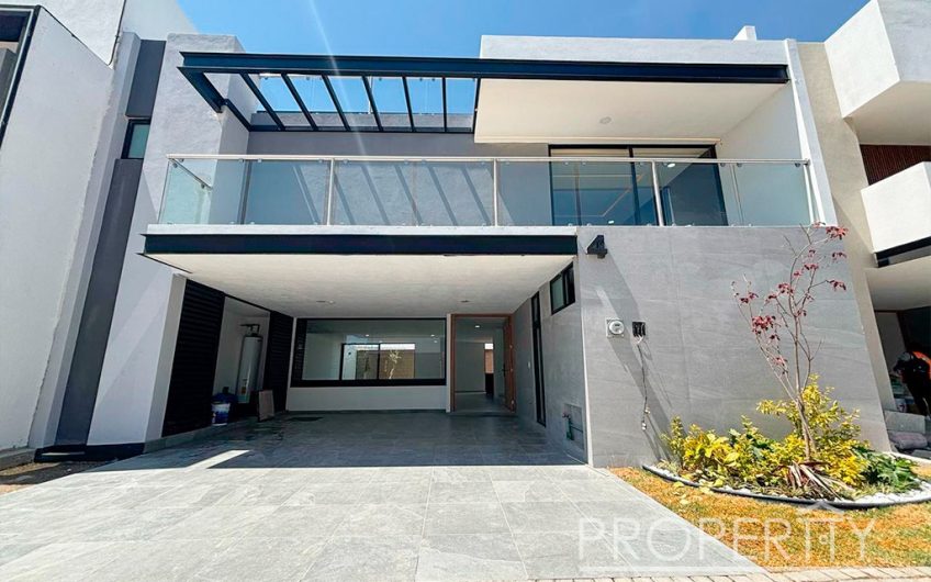 VENTA DE CASA EN LOMAS DE ANGELÓPOLIS