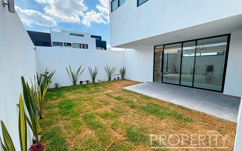 VENTA DE CASA EN LOMAS DE ANGELÓPOLIS