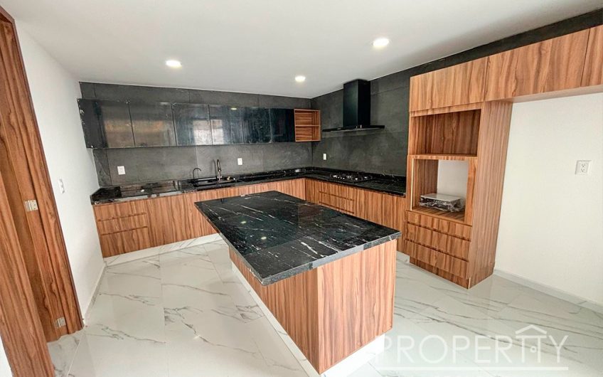 VENTA DE CASA EN LOMAS DE ANGELÓPOLIS