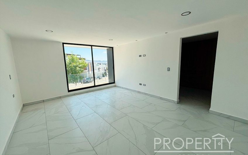 VENTA DE CASA EN LOMAS DE ANGELÓPOLIS