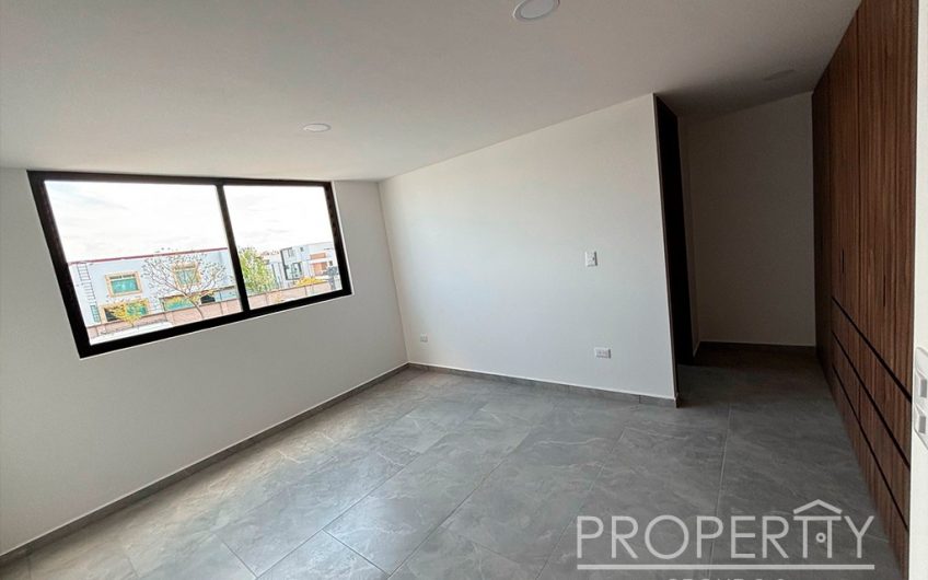 VENTA DE CASA EN LOMAS DE ANGELÓPOLIS
