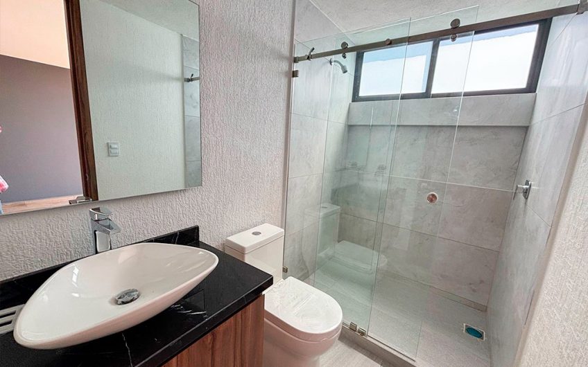 VENTA DE CASA EN LOMAS DE ANGELÓPOLIS