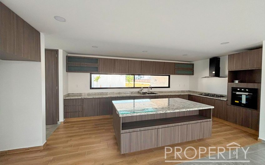 VENTA DE CASA EN LOMAS DE ANGELÓPOLIS