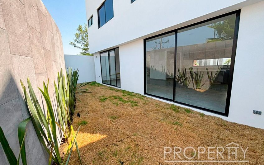 VENTA DE CASA EN LOMAS DE ANGELÓPOLIS
