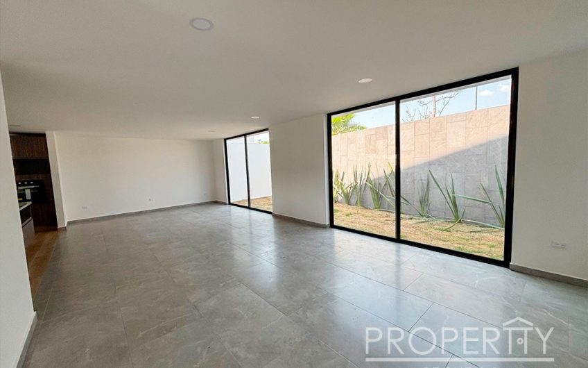 VENTA DE CASA EN LOMAS DE ANGELÓPOLIS