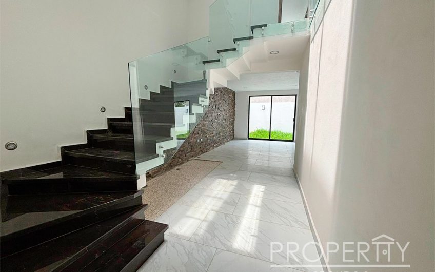 VENTA DE CASA EN LOMAS DE ANGELÓPOLIS