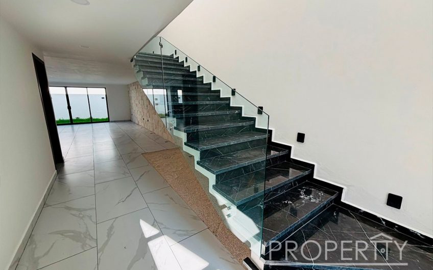 VENTA DE CASA EN LOMAS DE ANGELÓPOLIS